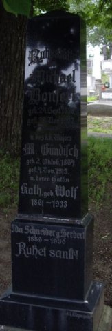 Bonfert Michael 1858-1907 Wolf Kath 1861-1933 Grabstein